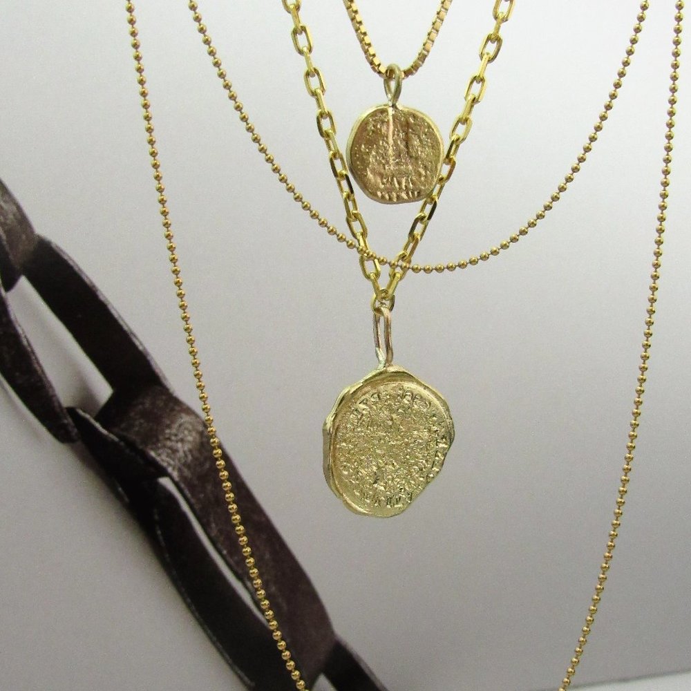 Gold layering necklaces - Three chains combination - Handmade Romantic Jewelry